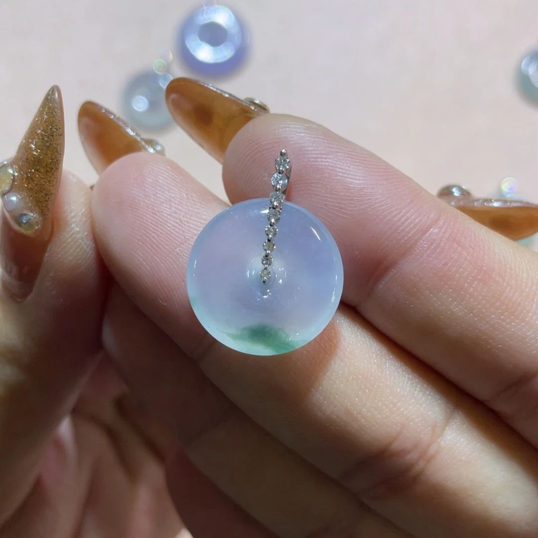 翡翠颈饰18K金镶嵌平安扣