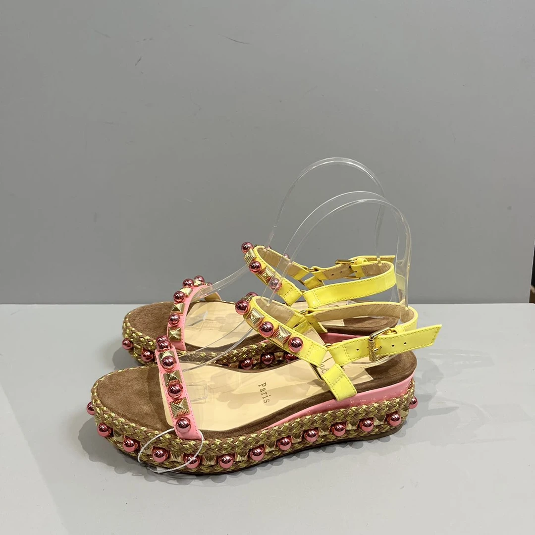 99新 Christian Louboutin/克里斯提·鲁布托 鞋/35码/LZ620U996