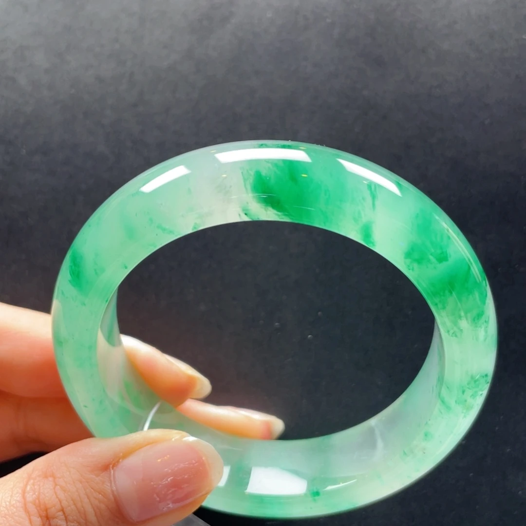 石英质玉手镯未镶嵌K****e