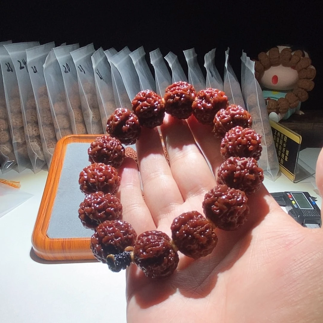 金刚菩提吊坠古龙原生态梅花22mm