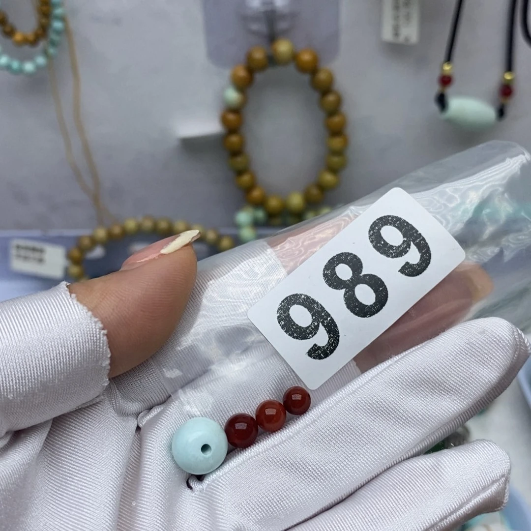 南红玛瑙未镶嵌珠宝奇石