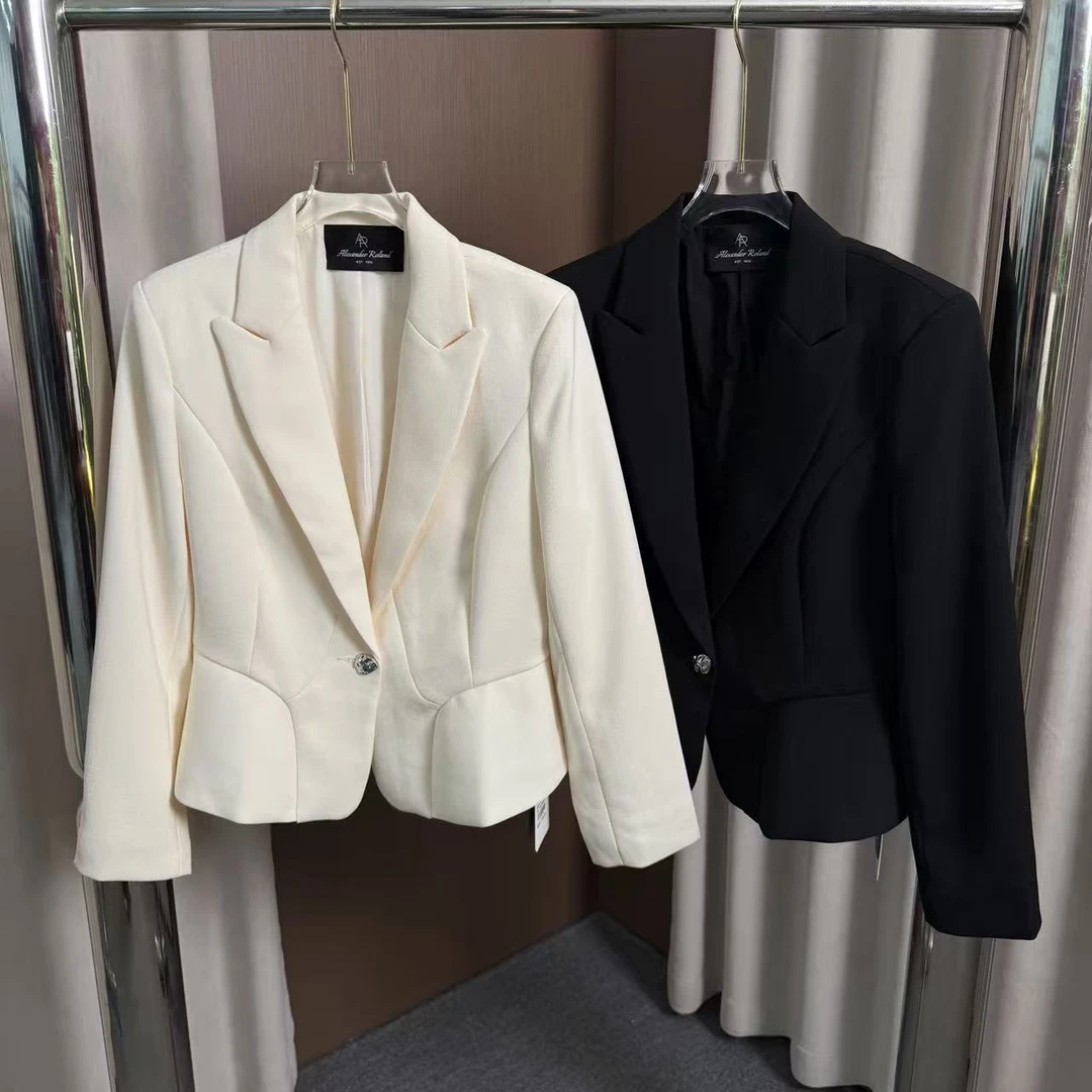 XYH 5602秋季新款简约时尚显瘦西服