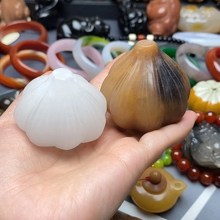 石英质玉未镶嵌珠宝奇石