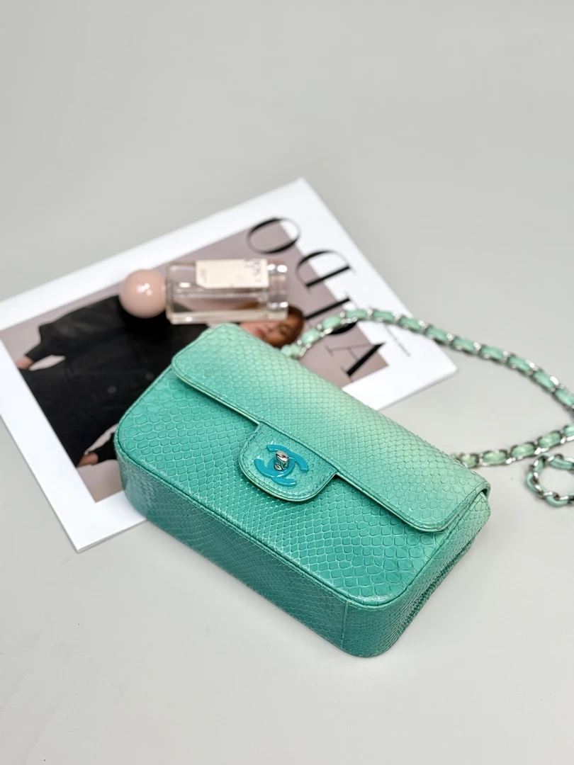 95新 Chanel/香奈儿 夏七中古/渐变稀有皮薄荷绿大mini/单肩包