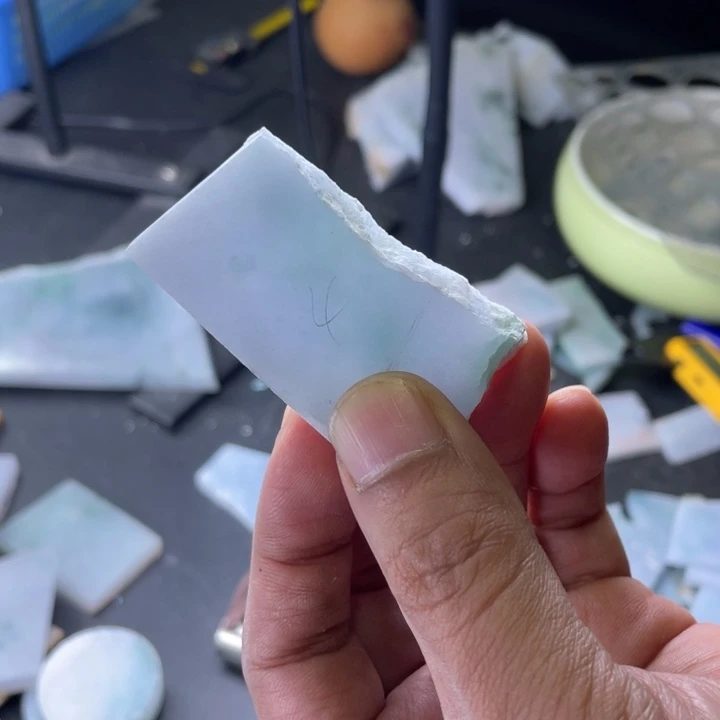 定制翡翠未镶嵌翡翠