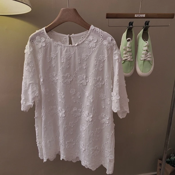 HUI-【流白】6193 慵懒简约立体花朵圆领衬衫