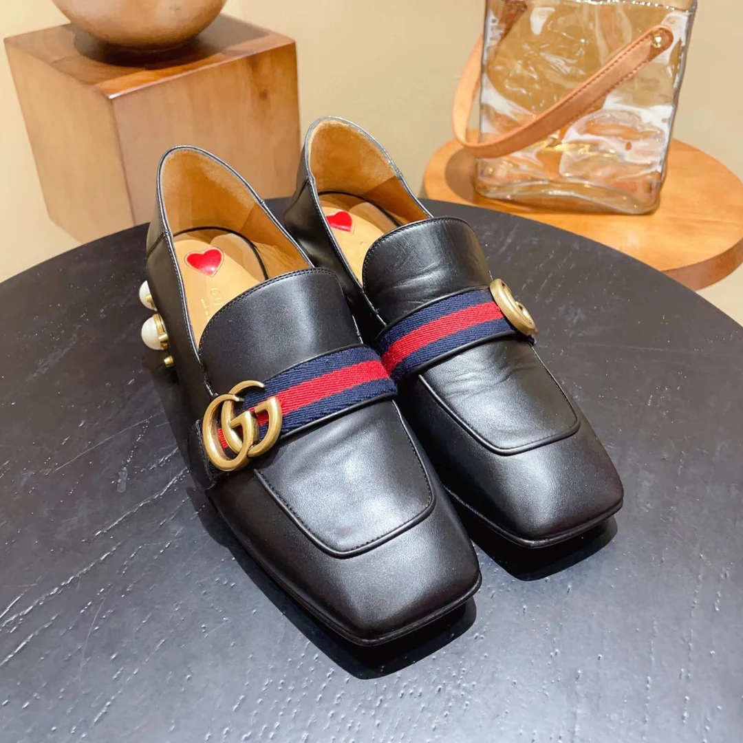 99新 AMIPARIS 款式：Gucci古驰珍珠乐福鞋 38码 3701 99新