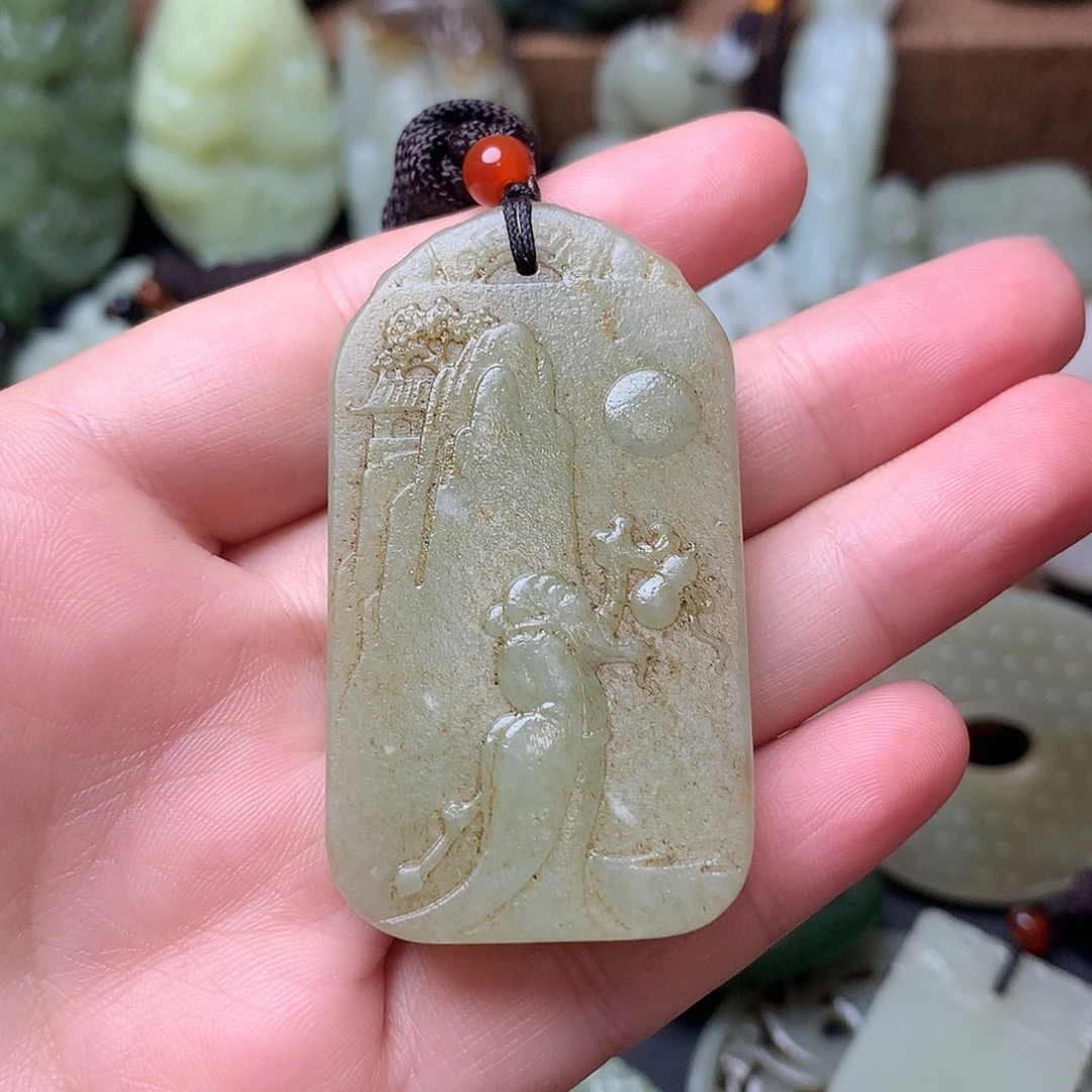 和田玉未镶嵌颈饰