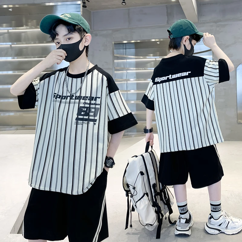 儿童装男童夏装套装2025新款洋气中大童夏季帅气条纹短袖运动夏款