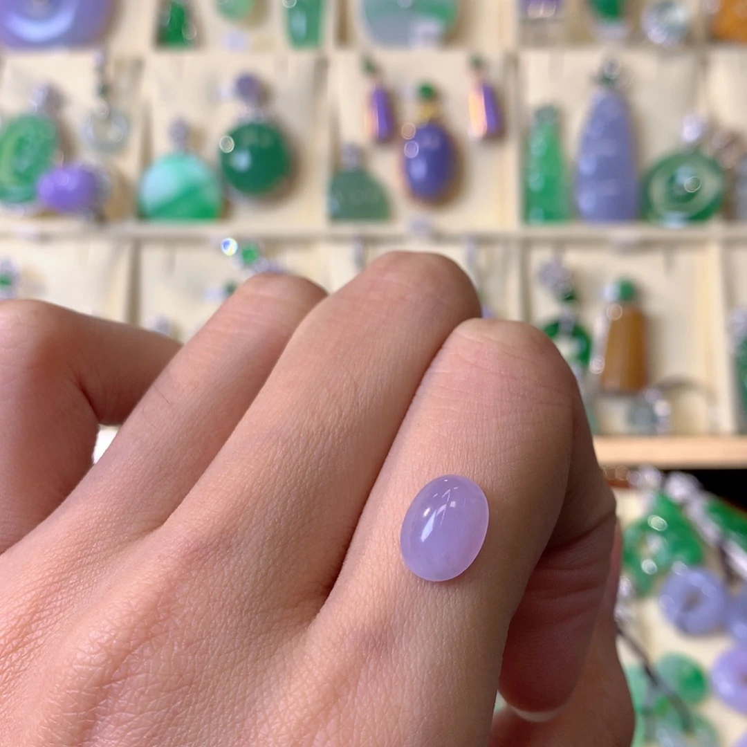 翡翠颈饰未镶嵌裸石