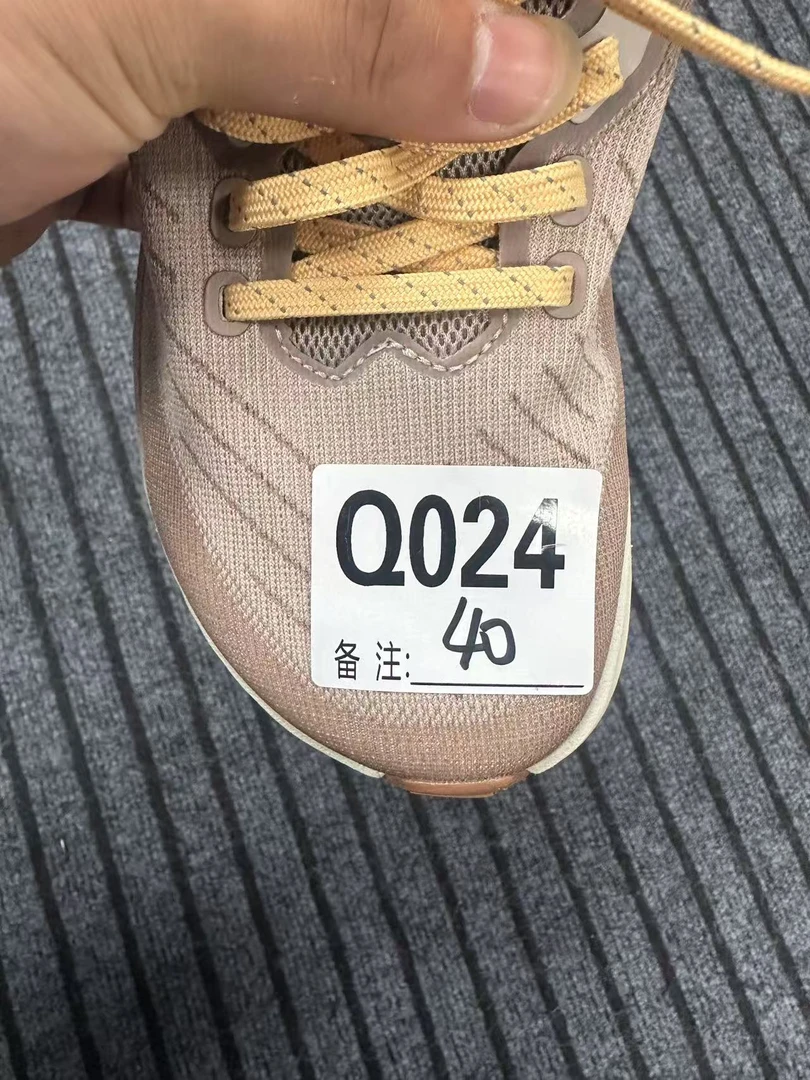 男女户外休闲鞋q024