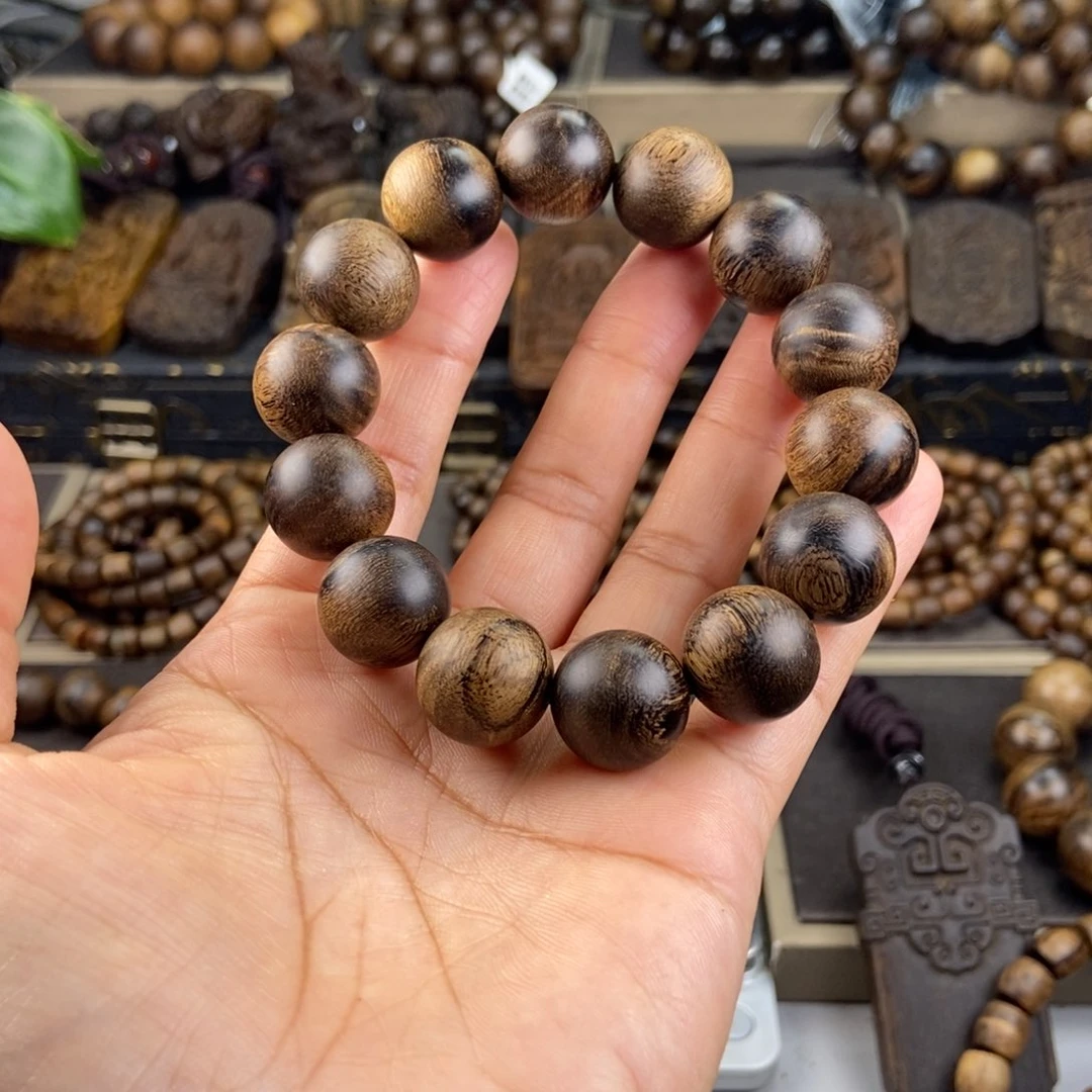 手串沉香？****的越南芽庄白虎斑留疤