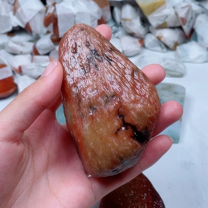 幸***滴颈饰未镶嵌翡翠翡翠