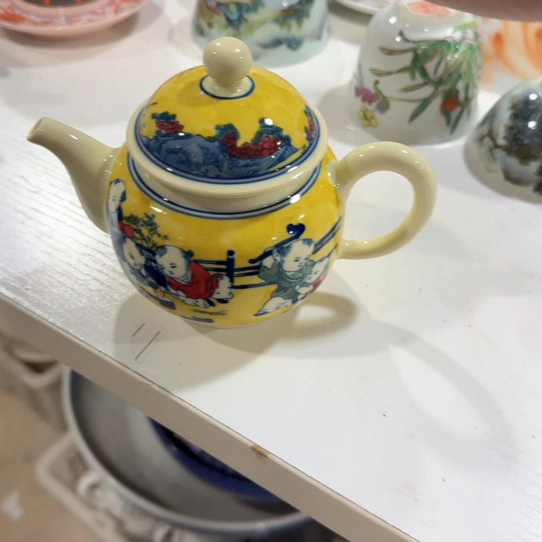 摆件瓷/////景德镇陶瓷瓷器。