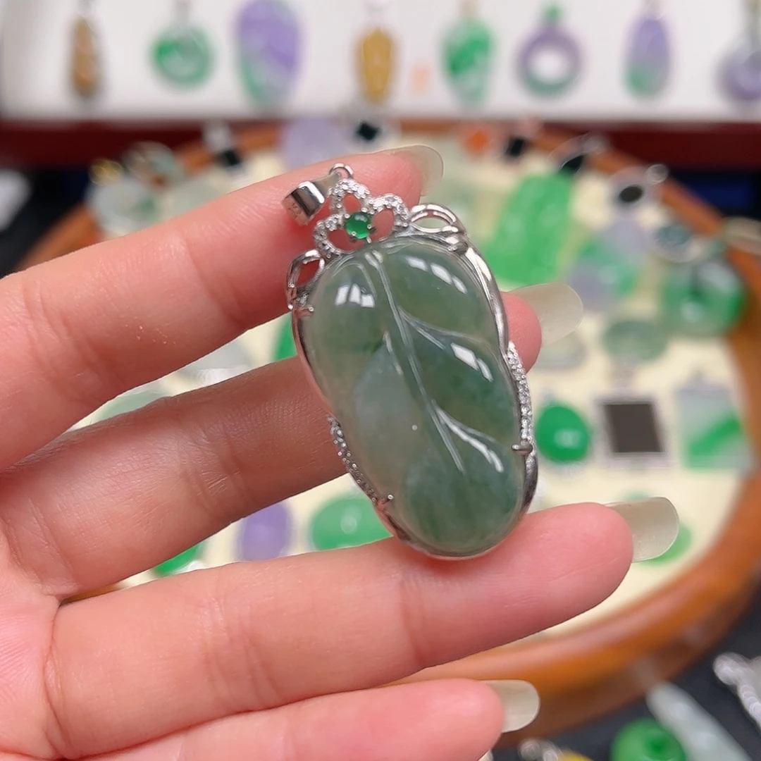 【闪购商品】翡翠银S925镶嵌颈饰吊坠