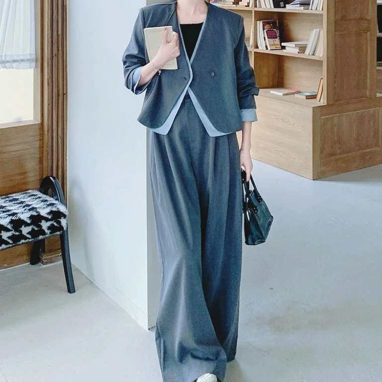 开春穿搭一整套轻奢高级感时尚色西装九分裤套装超火两件套