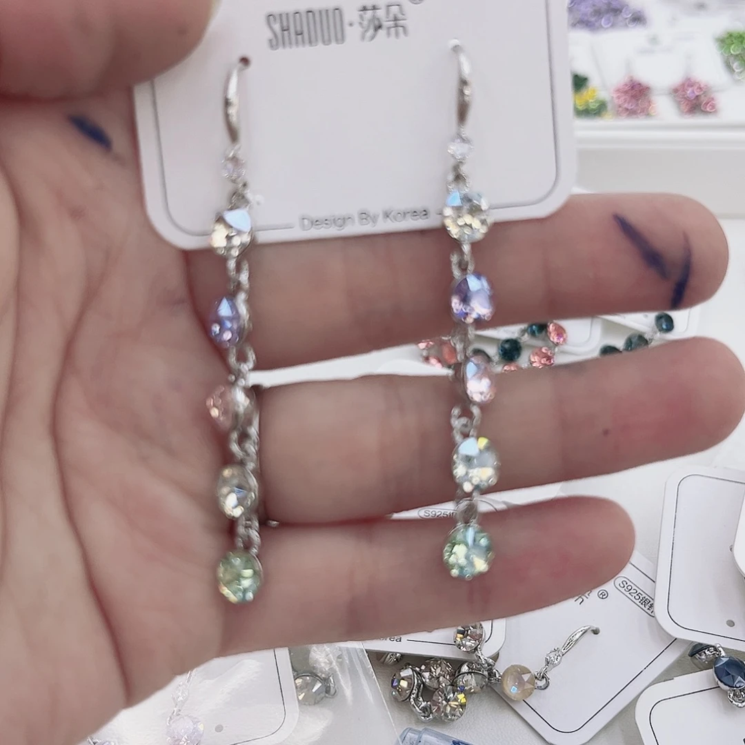 锆石纯铜合金美丽耳环