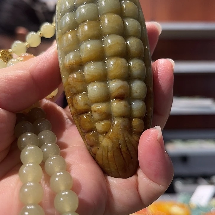 岫玉未镶嵌毛衣链