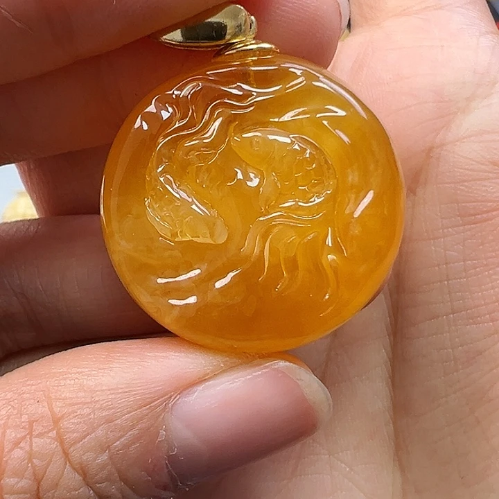 蜜蜡未镶嵌珠宝奇石