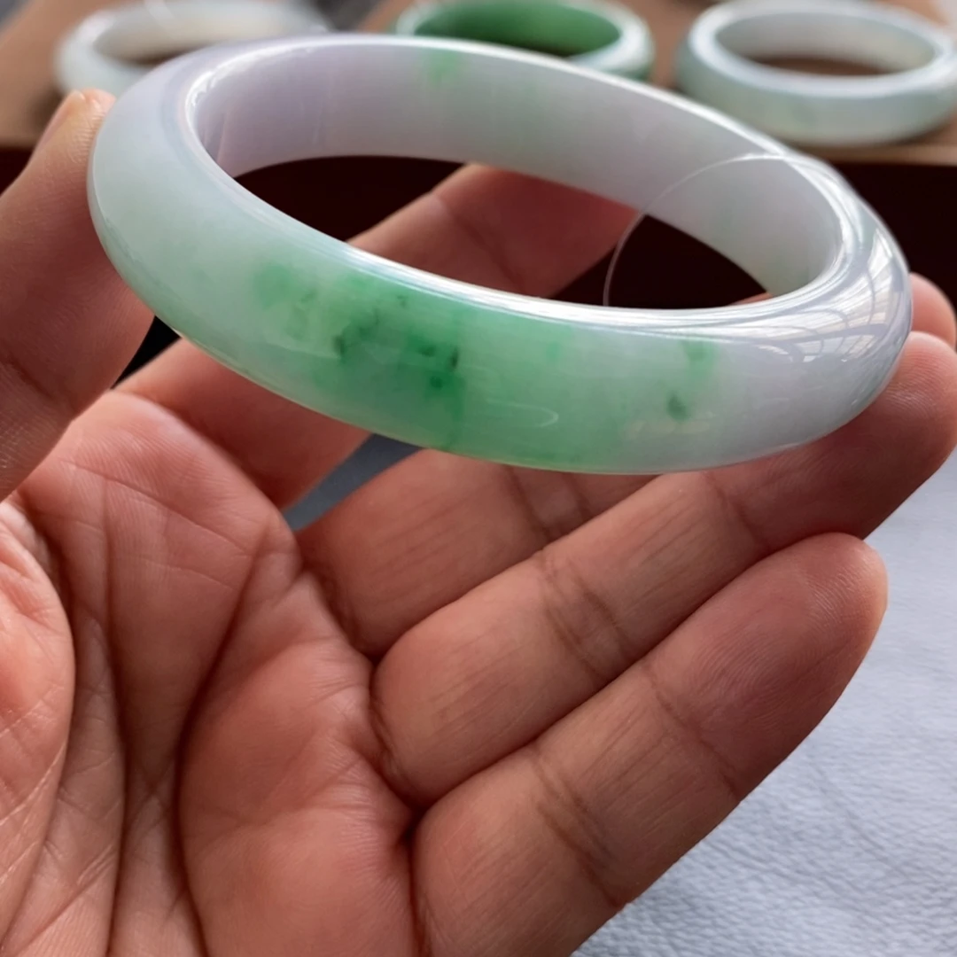 翡翠未镶嵌手镯天然翡翠手镯
