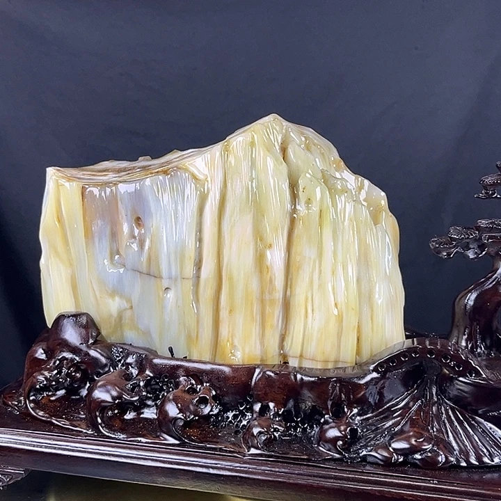 缅甸天然树化玉摆件