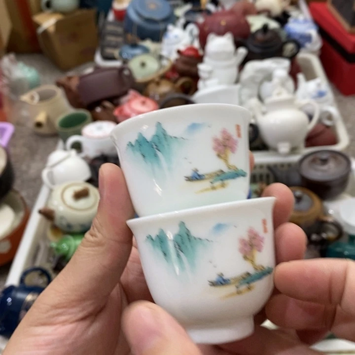 陶瓷艺术品及陶瓷壶