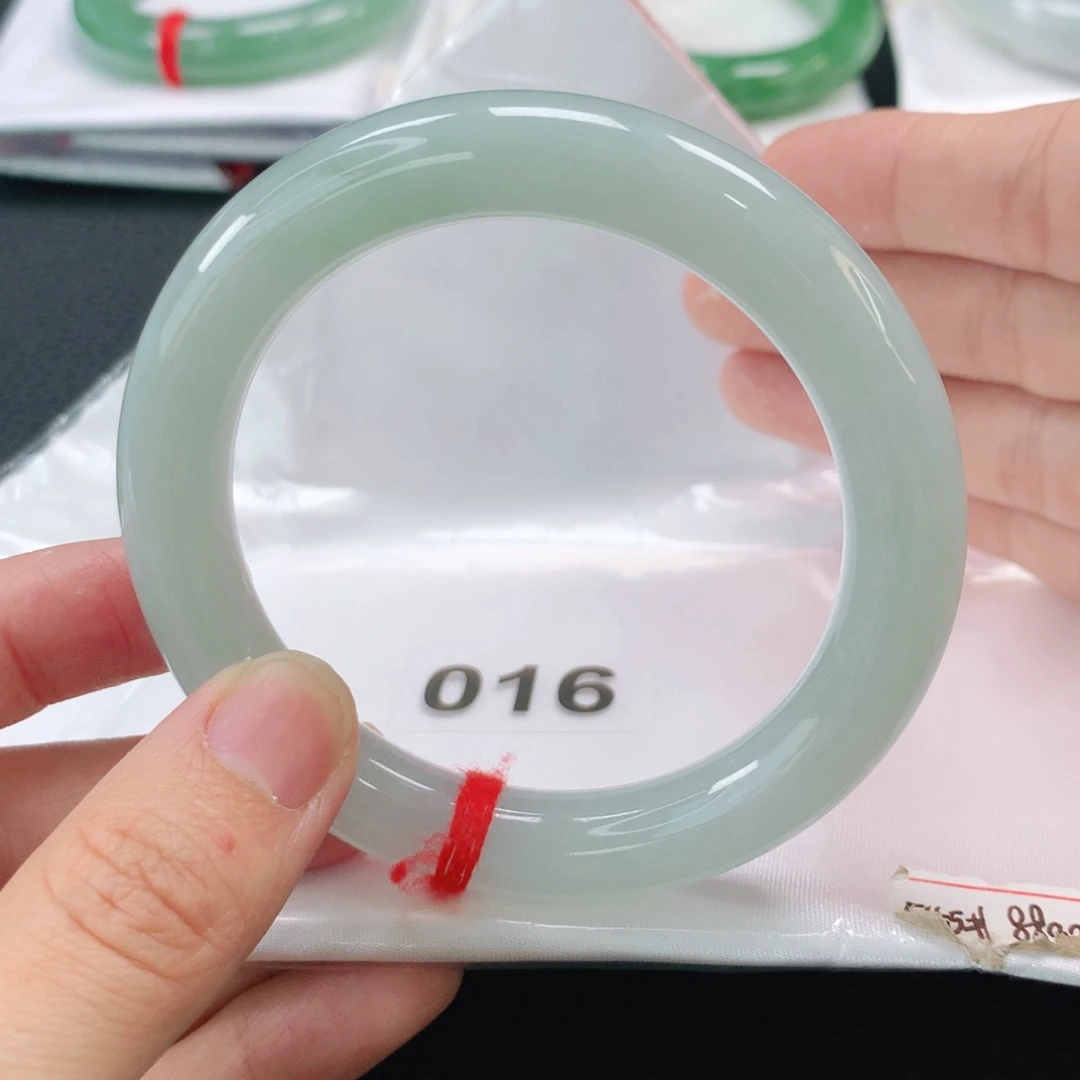 未镶嵌手镯翡翠缅甸圆54