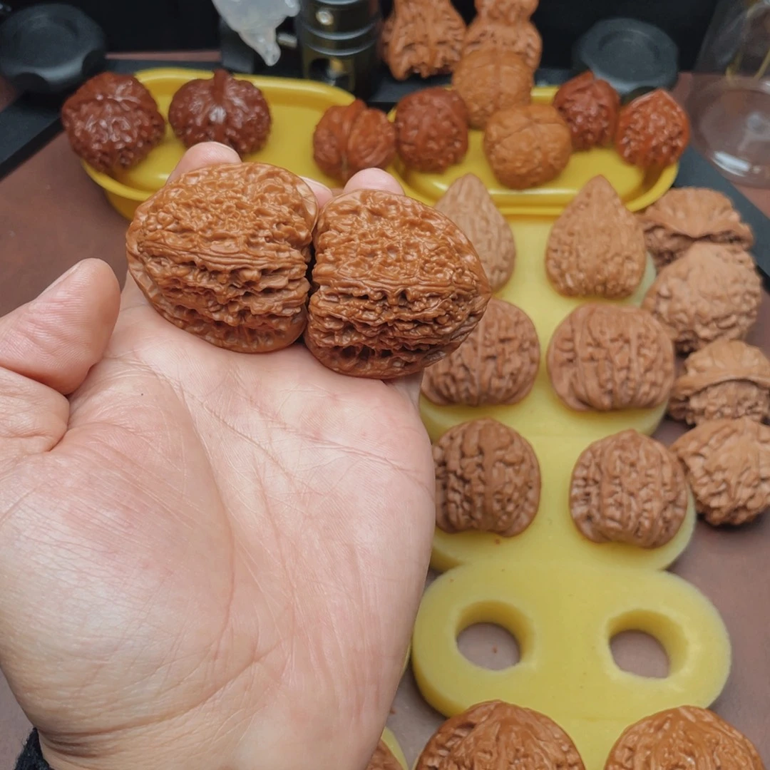 文玩核桃把件全品三角疆