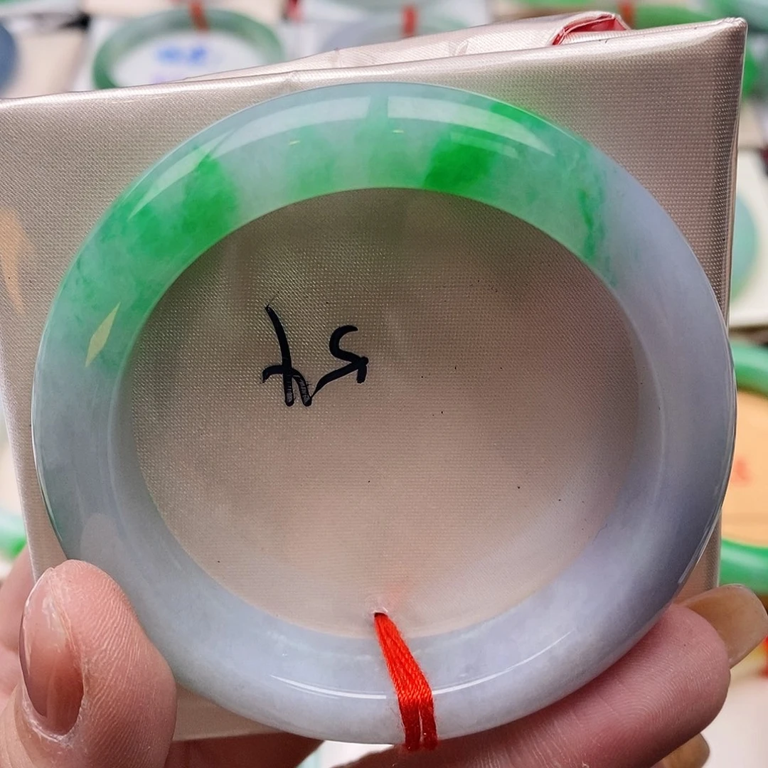 翡翠未镶嵌手镯54