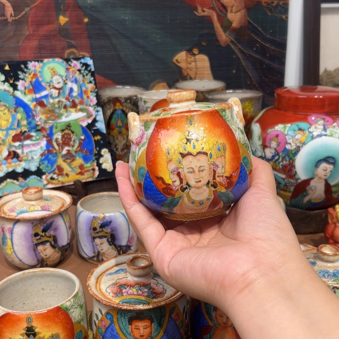 手工手绘大日如来宝瓶