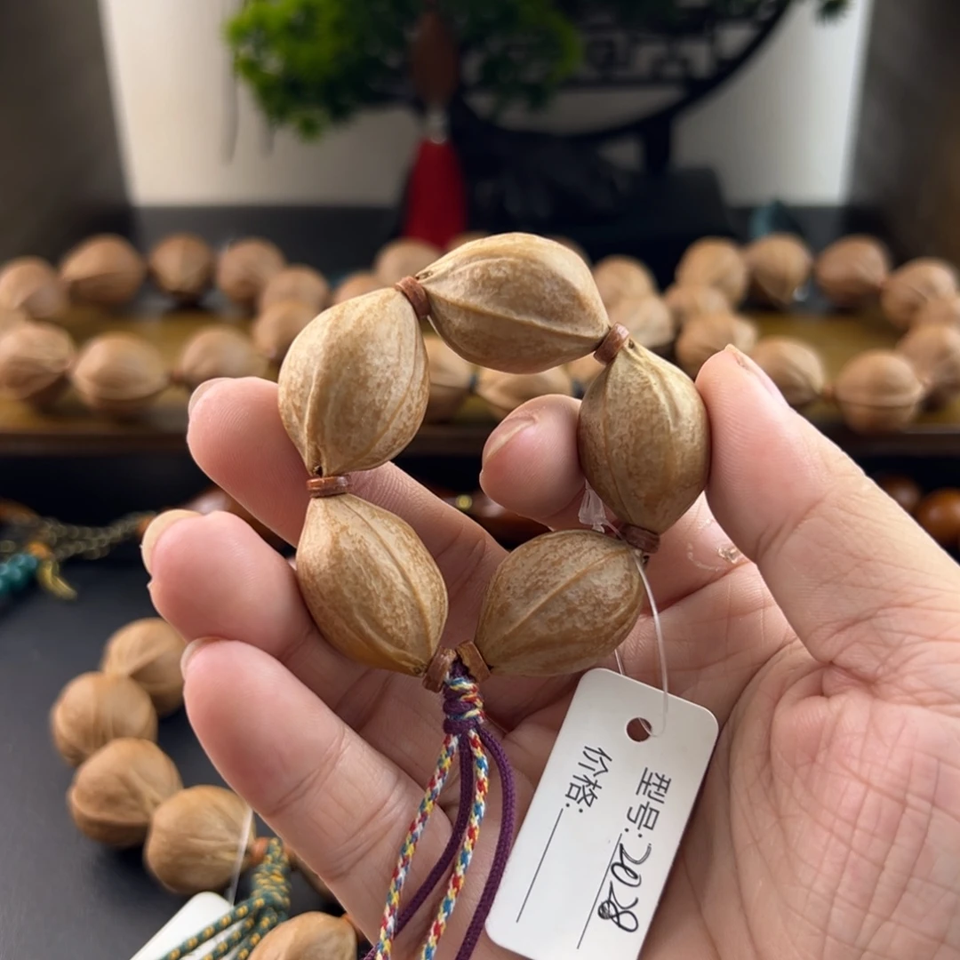 橄榄核吊坠梅林铁核老树核素串2028