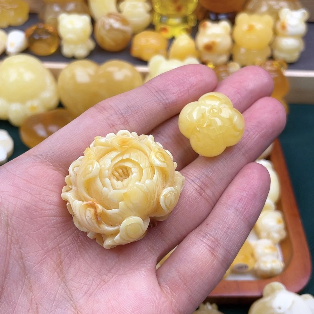 琥珀裸石未镶嵌嫚蜜蜡