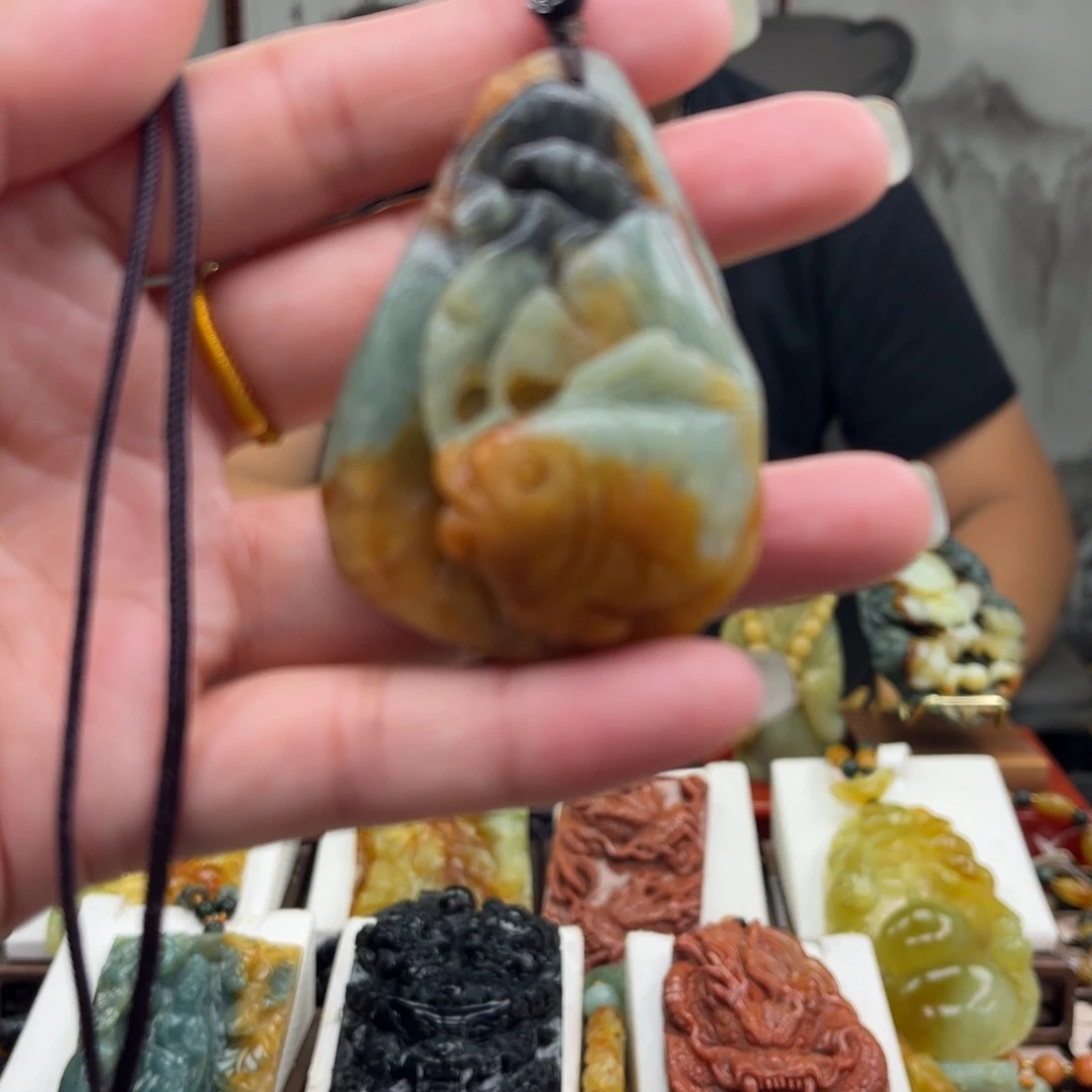 岫玉未镶嵌挂件挂件