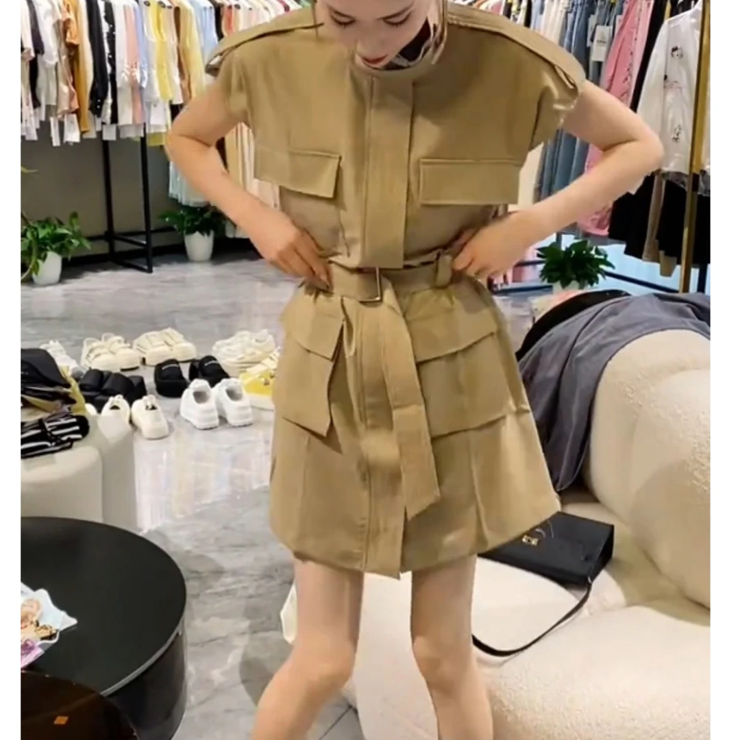 复古气质明线设计立领单排扣系带收腰飞飞袖工装式连体裤