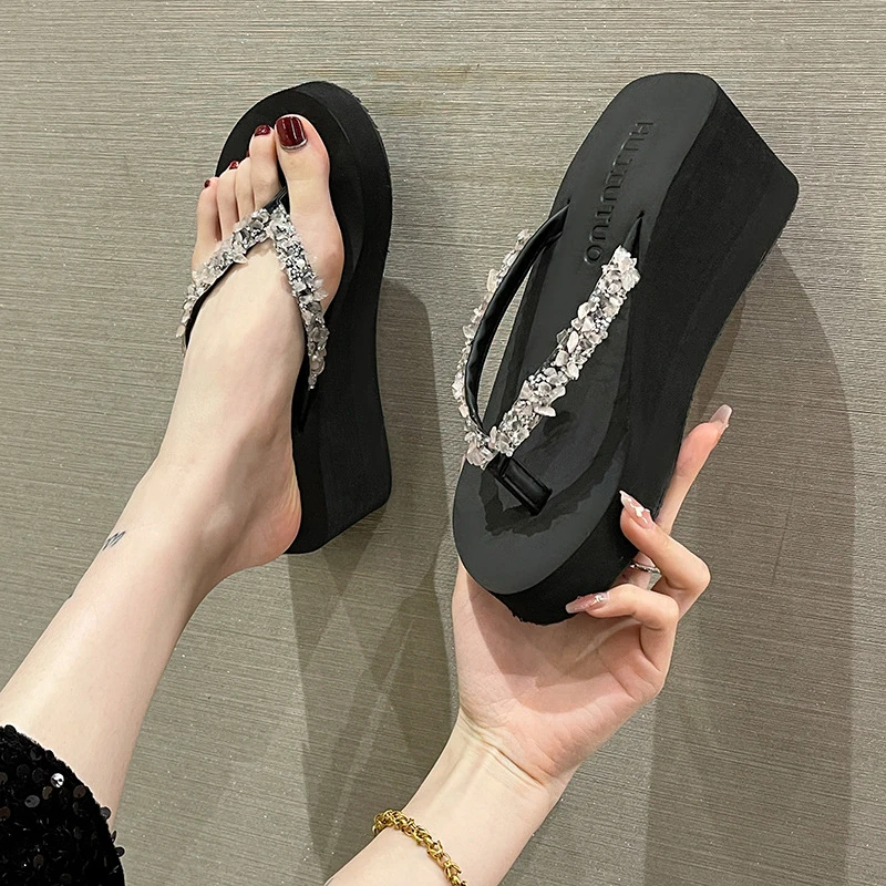 人字拖女水钻高跟简约休闲夏防滑厚底夹外穿底沙滩凉拖鞋女鞋子