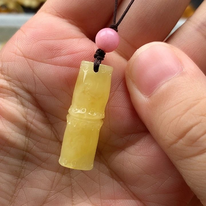 未镶嵌琥珀裸石手机挂件