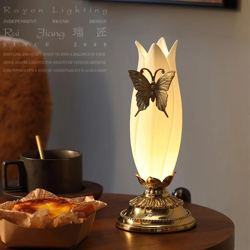 美式复古充电蝴蝶台灯卧室床头高级书桌长明灯氛围摆件小夜灯礼物