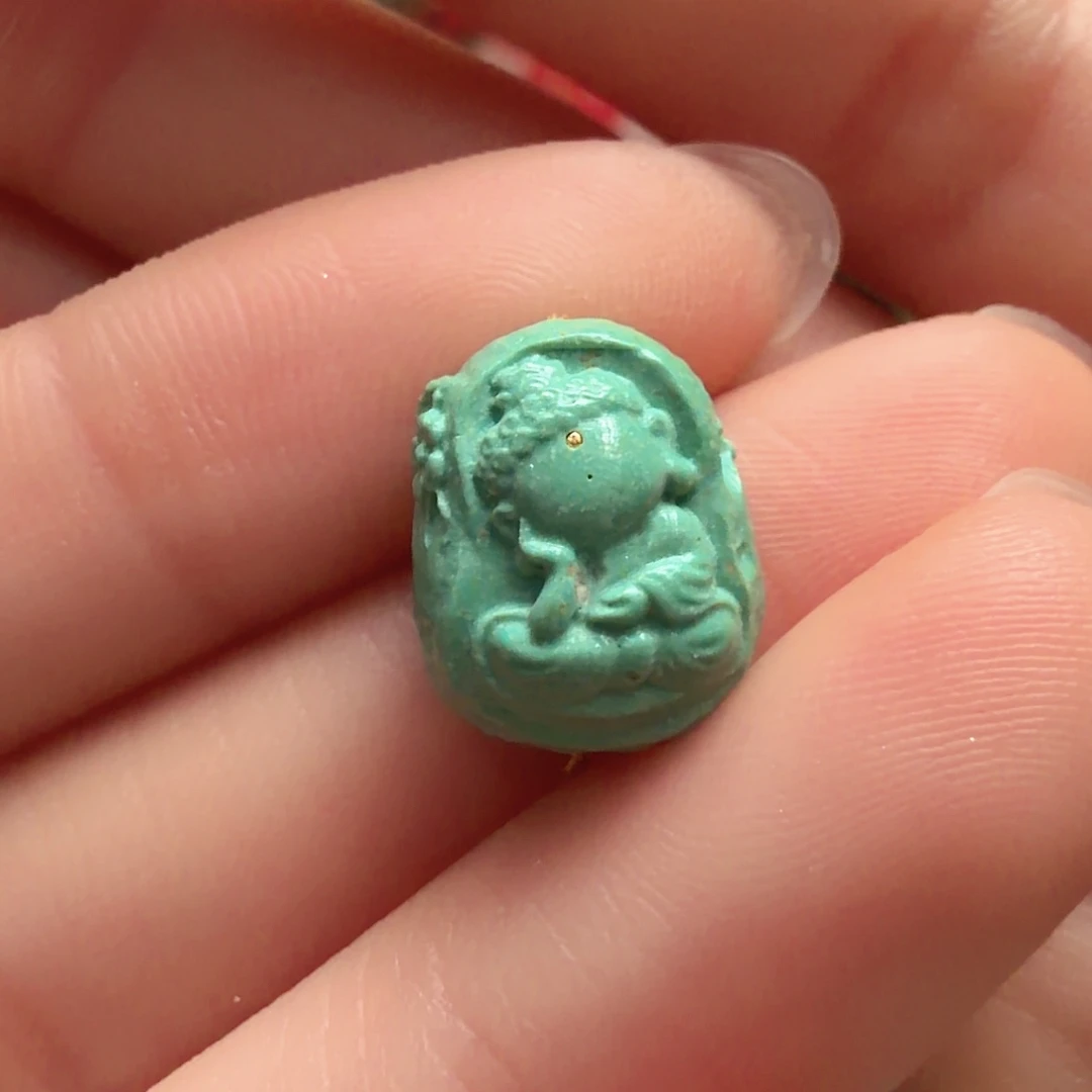 绿松石未镶嵌颈饰