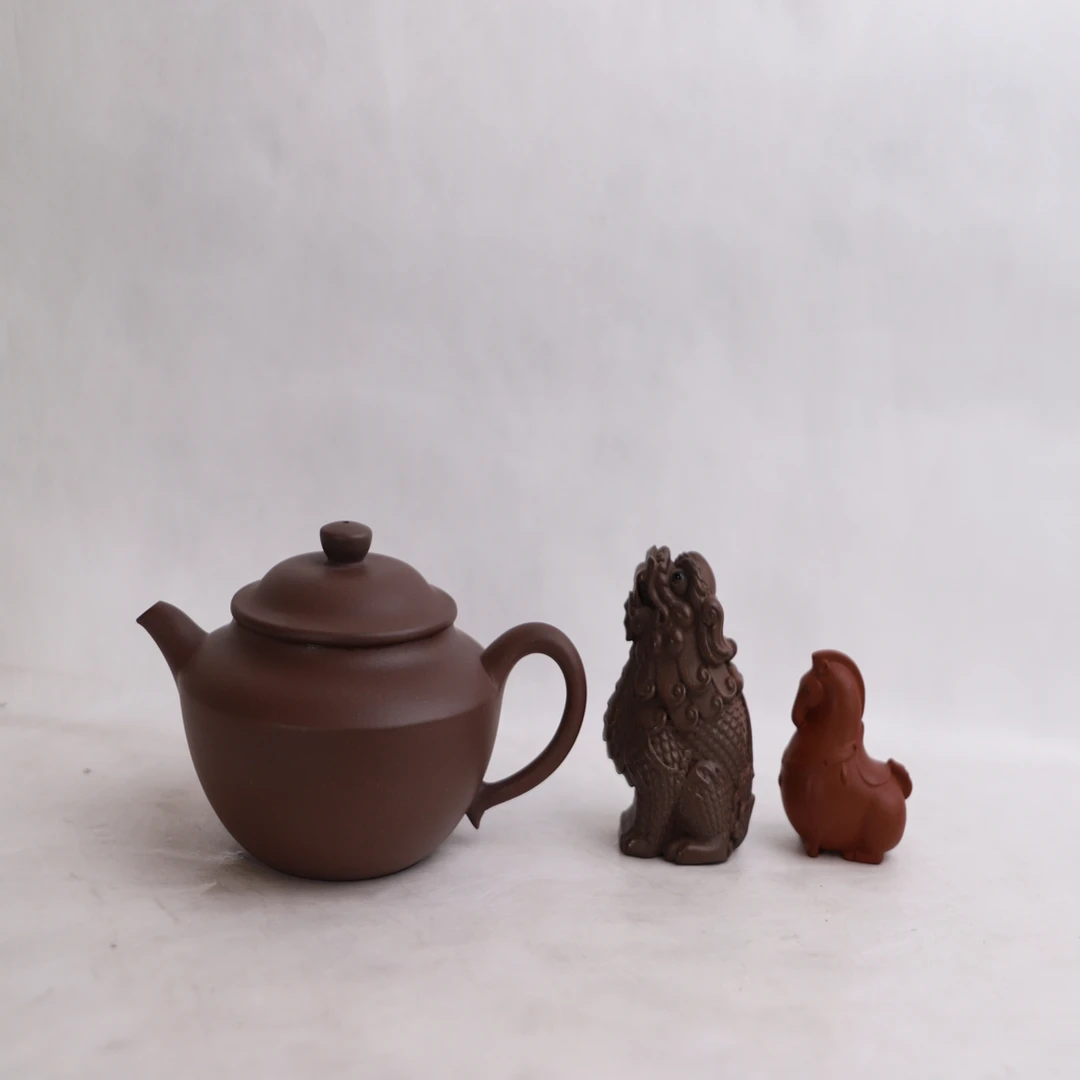 【年礼6】【已开价】老紫泥汉扁350cc+麒麟茶宠+唐马茶宠各1