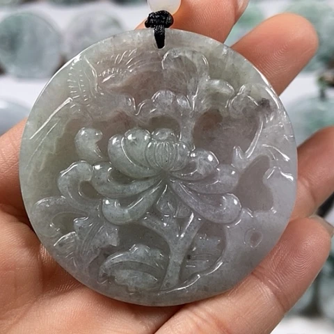 翡翠颈饰未镶嵌花开富贵福利