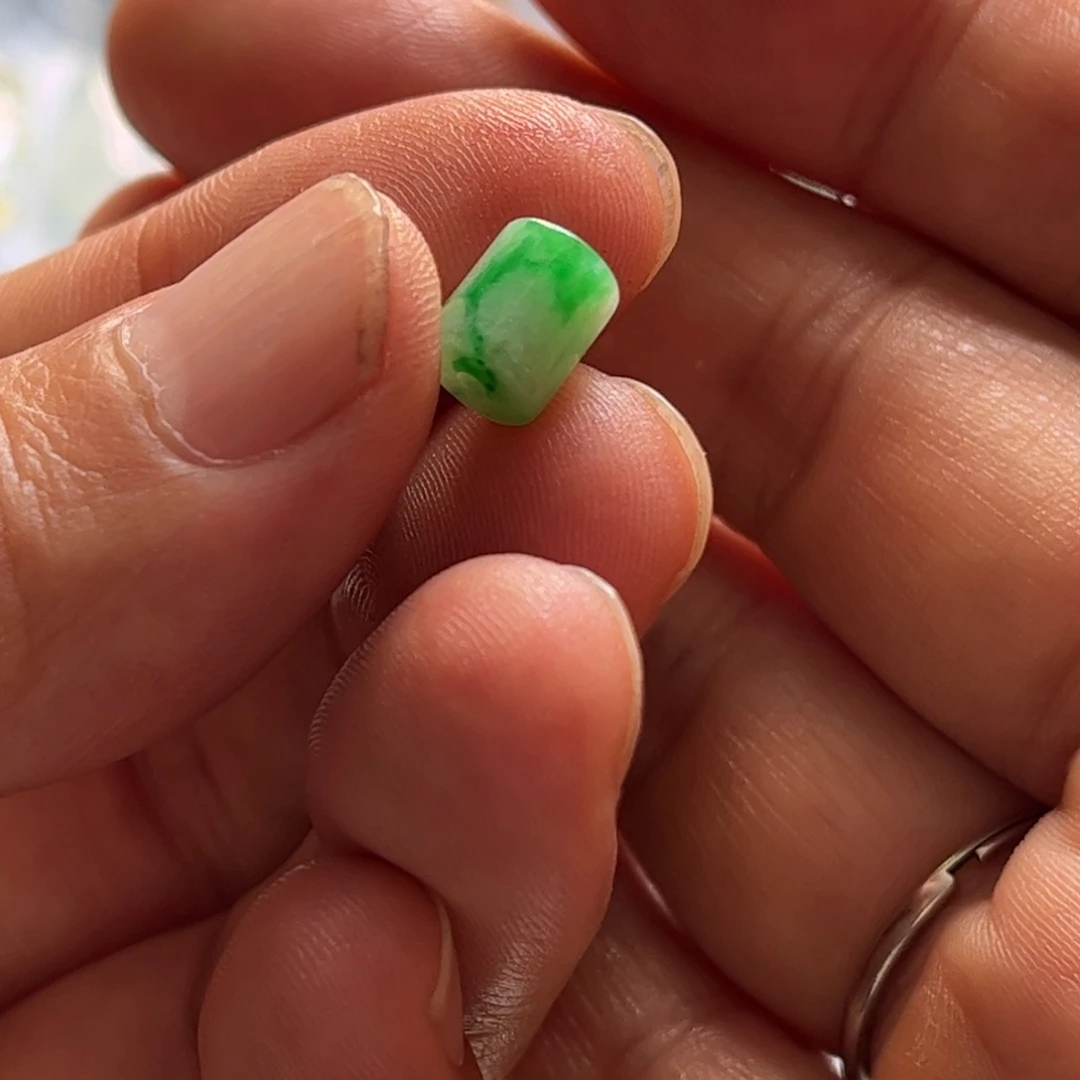 未镶嵌定制翡翠桶珠