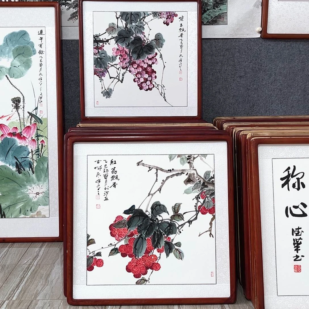 国画书画作品带框63×63厘米
