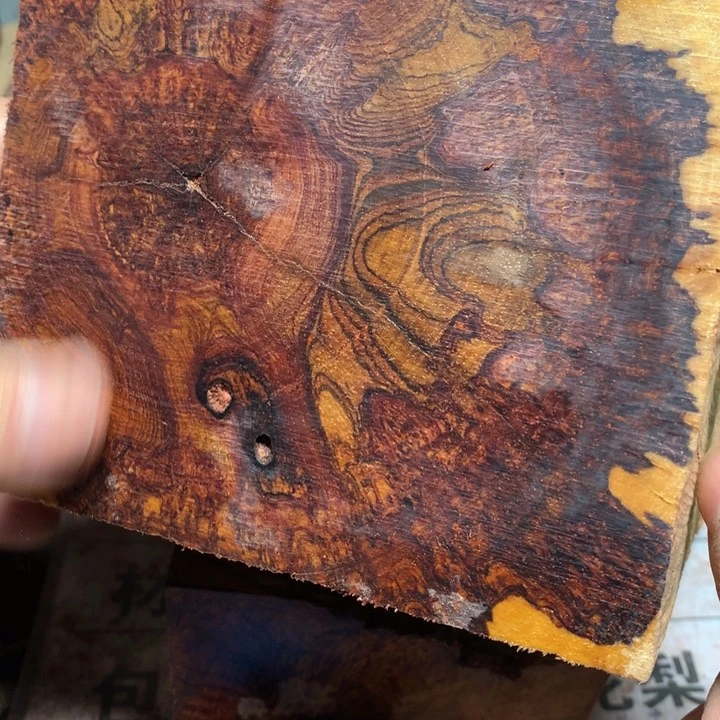 安南黄檀（紫檀柳）黑**子