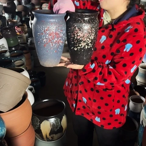 口15高25瑕疵两个。