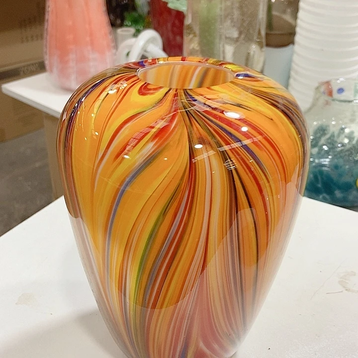 琉璃花瓶高度23厘米6厘米