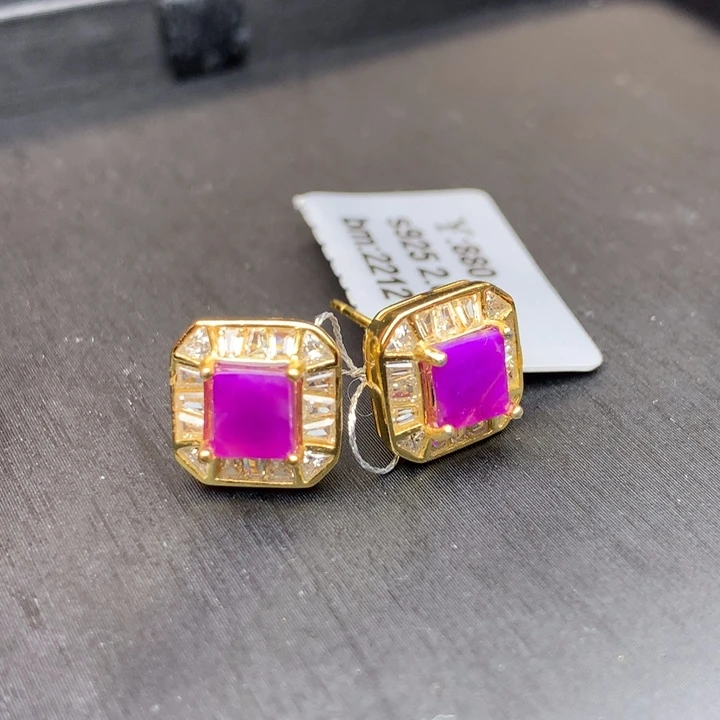 苏纪石（舒俱来）银S925镶嵌耳钉