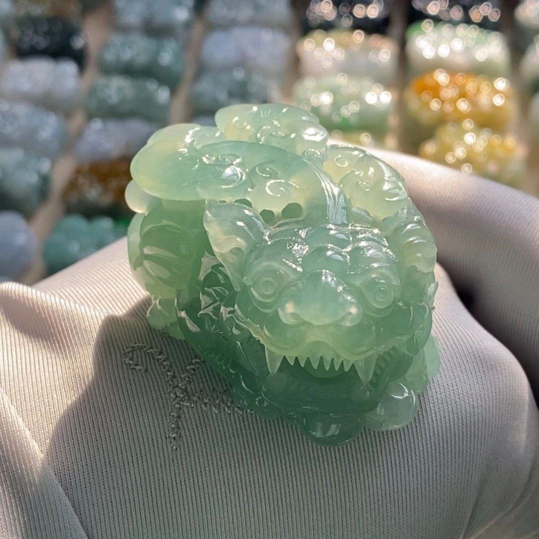 翡翠未镶嵌颈饰天然翡翠貔貅吊坠