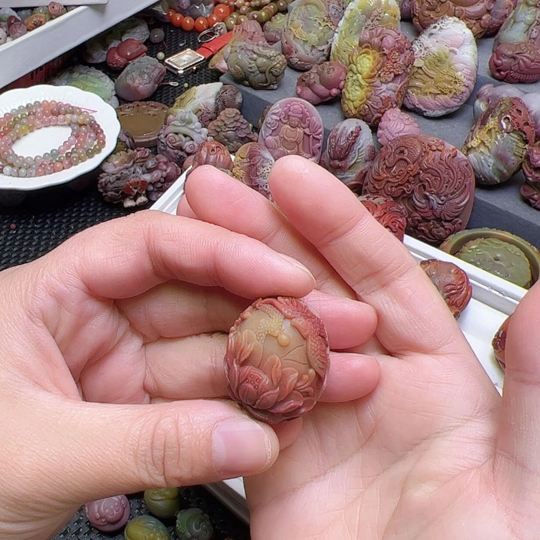 凉***哥玛瑙/玉髓未镶嵌定制手串