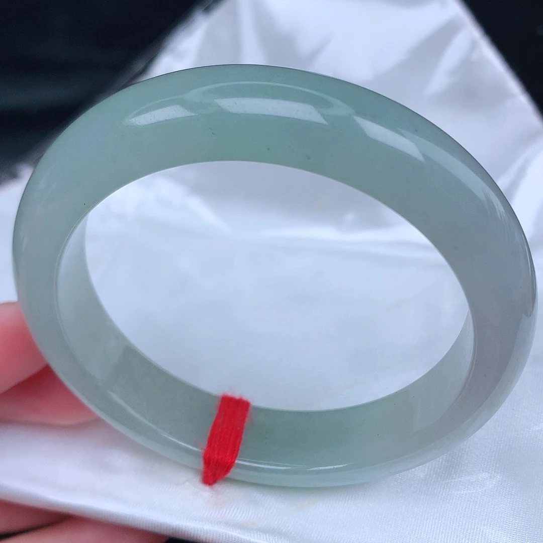 未镶嵌手镯翡翠天然