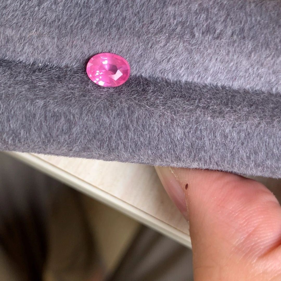 尖晶石裸石1.13 马哼盖